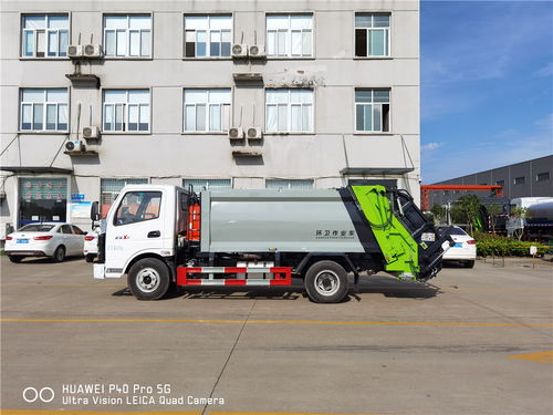 武夷山移動垃圾站與大型拉臂垃圾車的專業(yè)應(yīng)用